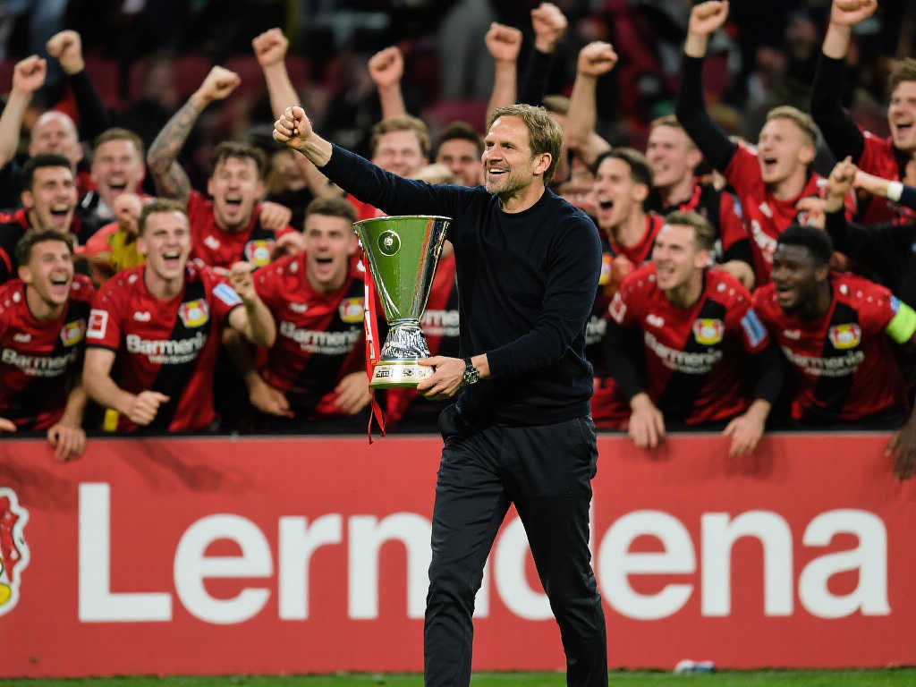 当大屏上播 当大屏上播