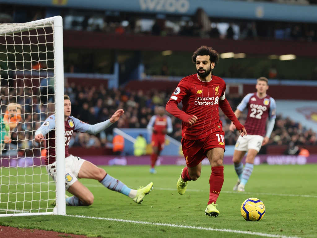 在两脚内完 在两脚内完